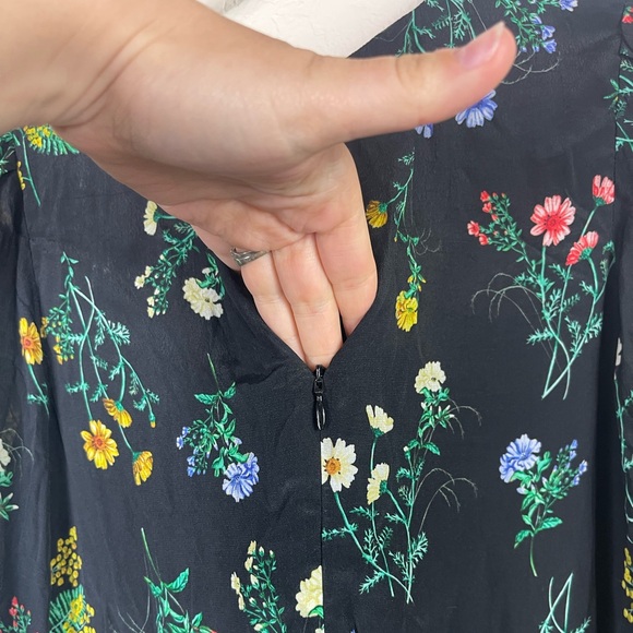 Queens of Archive Minnie Two Tone Tiered Floral Ruffle Sleeve Maxi Dress Size M - Picture 12 of 12